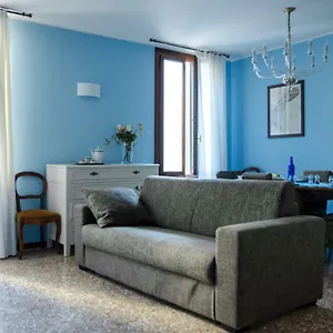 Apartment Azzurro Two Bathrooms, Venedig